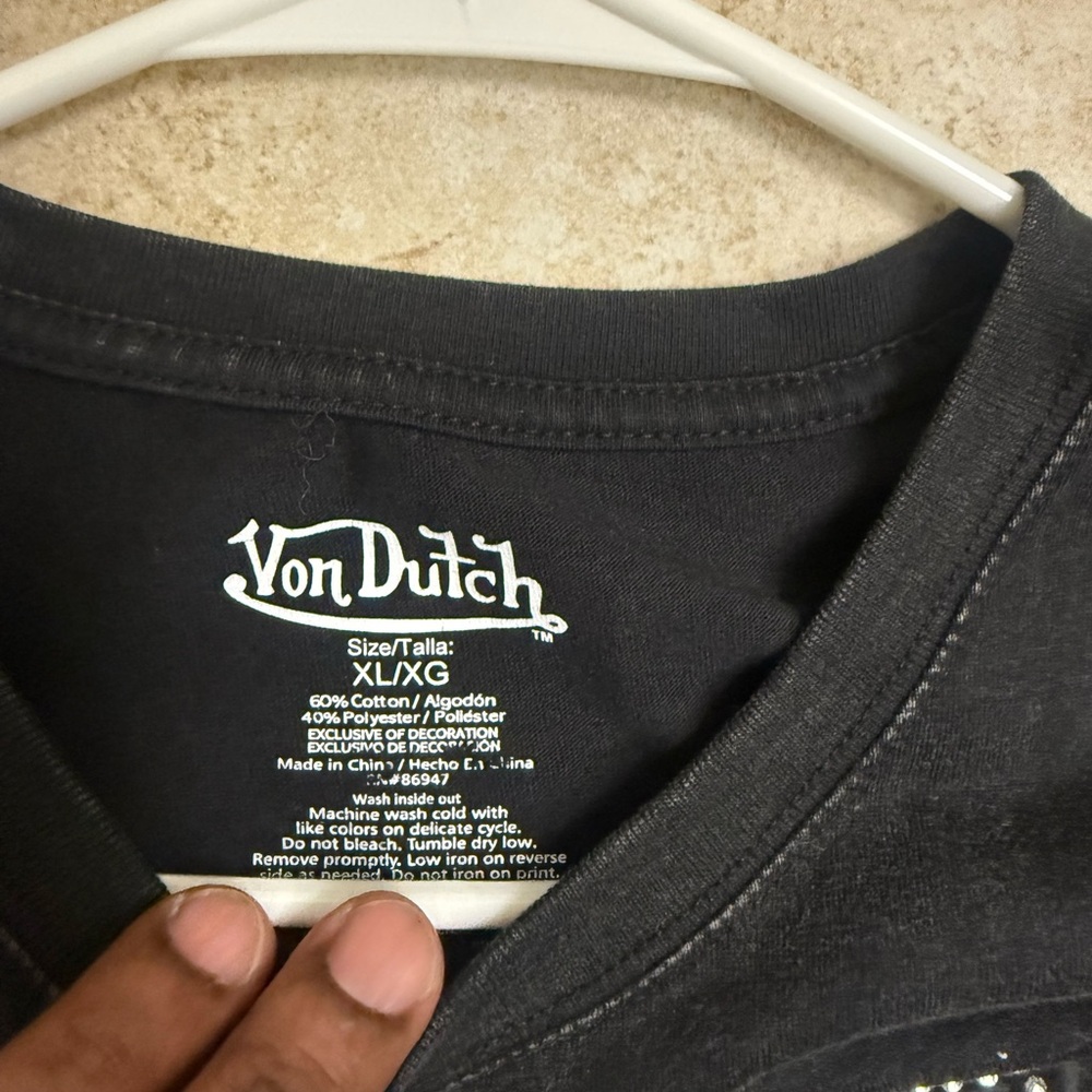 Von Dutch Black Tee with Tiger Graphic - Picture 4 of 5